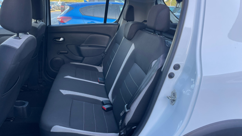 Dacia Sandero Stepway 0.9 TCe Essential 5dr Petrol Hatchback